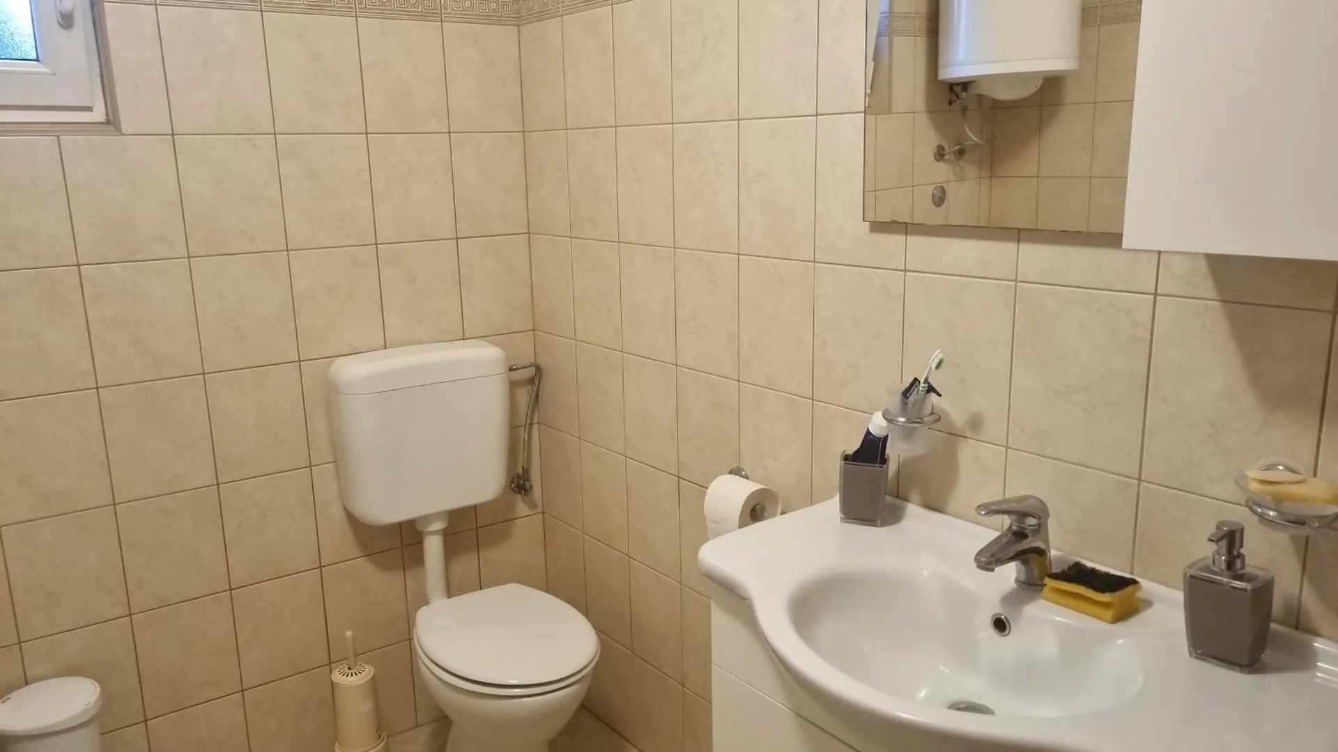 Apartments Miro Omisalj Croatia