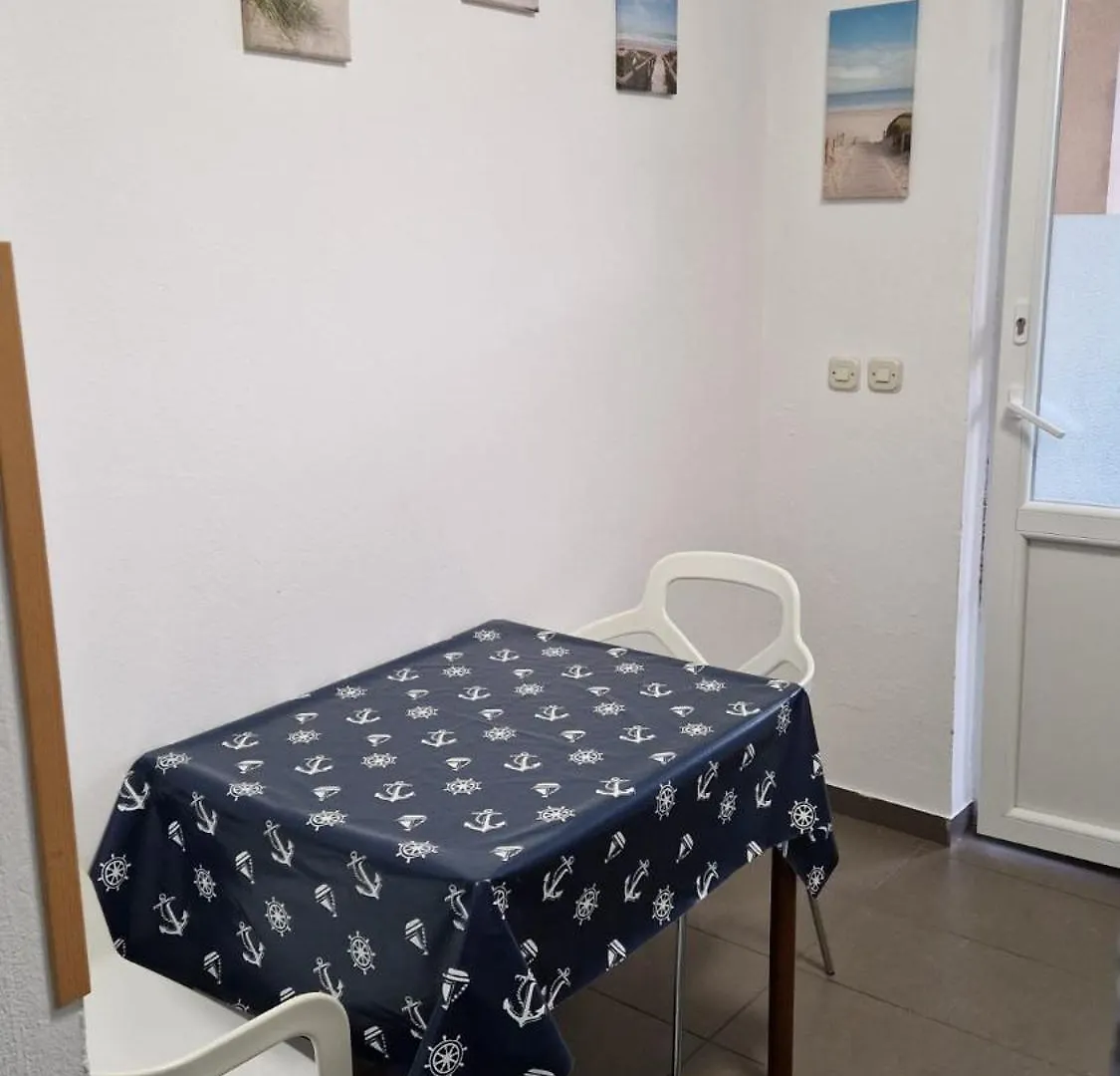 Apartments Miro Omisalj 0*,  Croatia